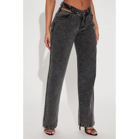 Fashion Nova Got A Secret V Front Straight Leg High Rise Jeans Size 18 NWT Gray - Picture 12 of 12